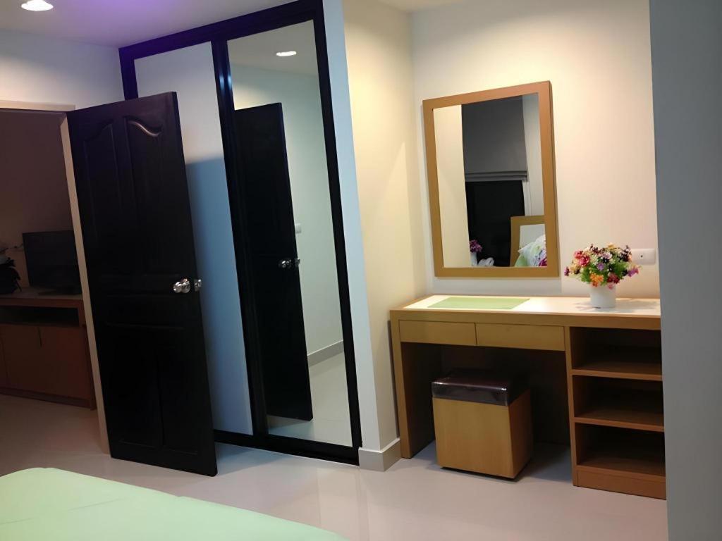 Ipremium Sukhumvit 81 Hotel Бангкок Екстер'єр фото