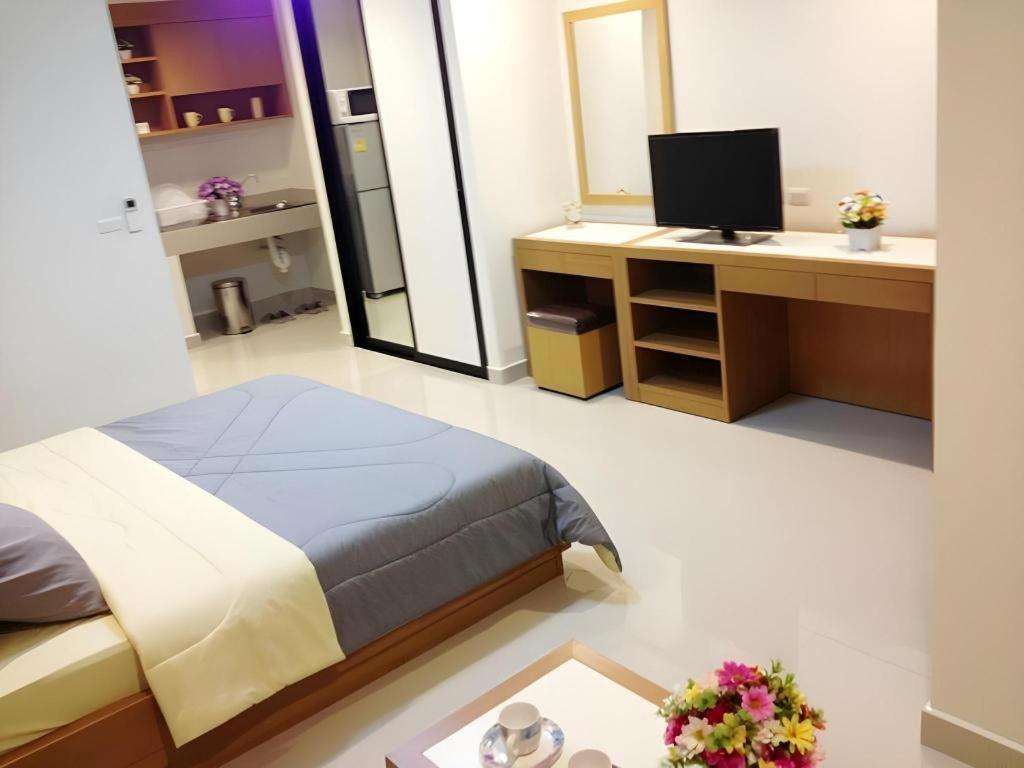 Ipremium Sukhumvit 81 Hotel Бангкок Екстер'єр фото