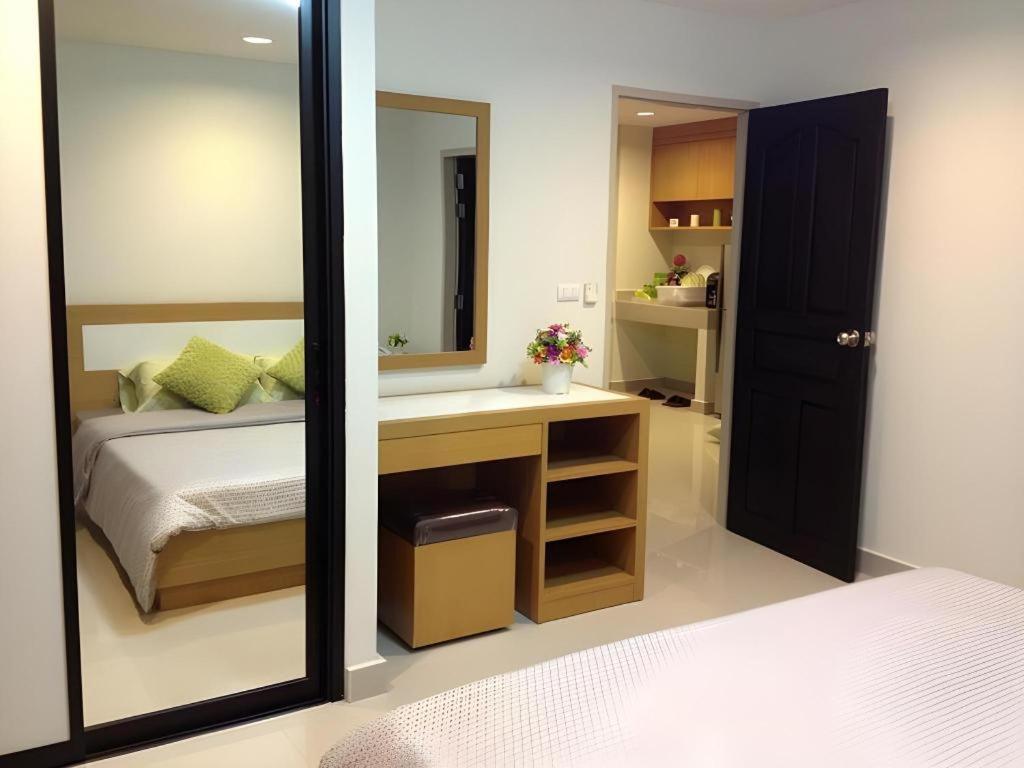 Ipremium Sukhumvit 81 Hotel Бангкок Екстер'єр фото