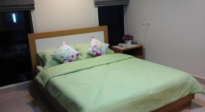 Ipremium Sukhumvit 81 Hotel Бангкок Екстер'єр фото